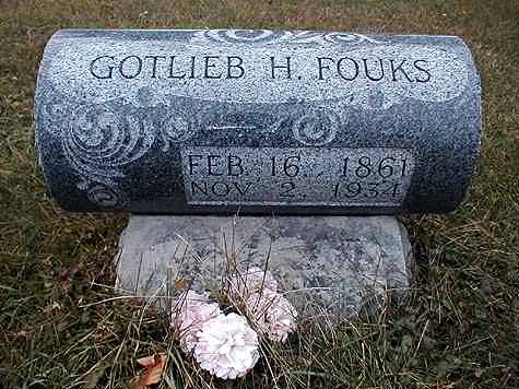 Gotlieb H. Fouks, gravestone Calvary Cemetery, Deer Park, Wisconsin.